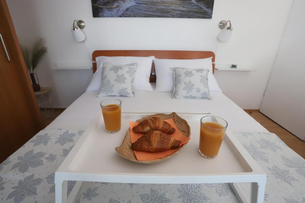 Apartment Relaxing Sea View, オクルグ・ゴルニ エクステリア 写真