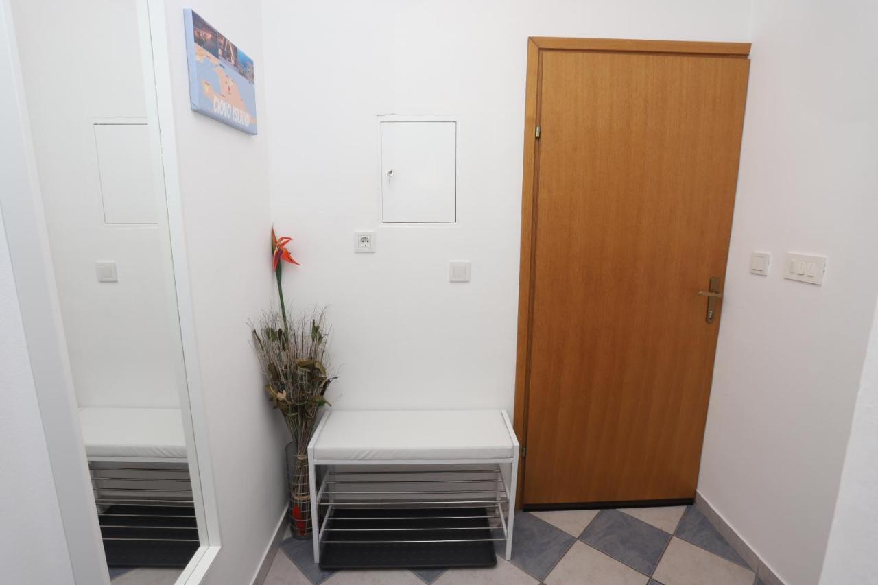 Apartment Relaxing Sea View, オクルグ・ゴルニ エクステリア 写真